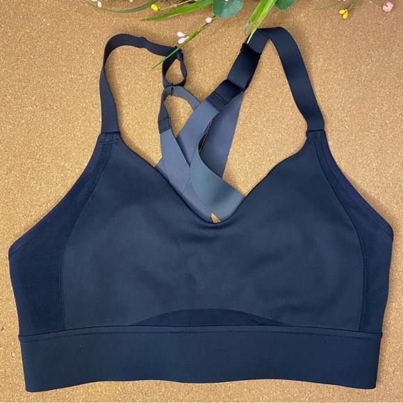 BROOKS Black Drive Interlace Run Sport Bra High
Impact Size 34C/D - Picture 3 of 15